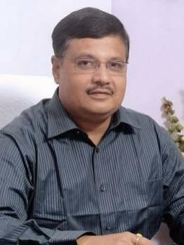 Prof. Dr. V RAVINDRA